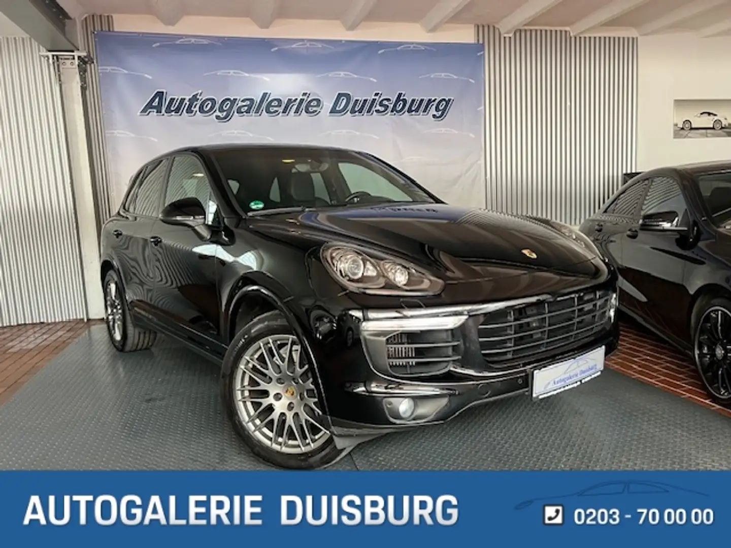 Porsche Cayenne Platinum Edition AHK AD Navi Kamera Memory Luft Ni Schwarz - 1