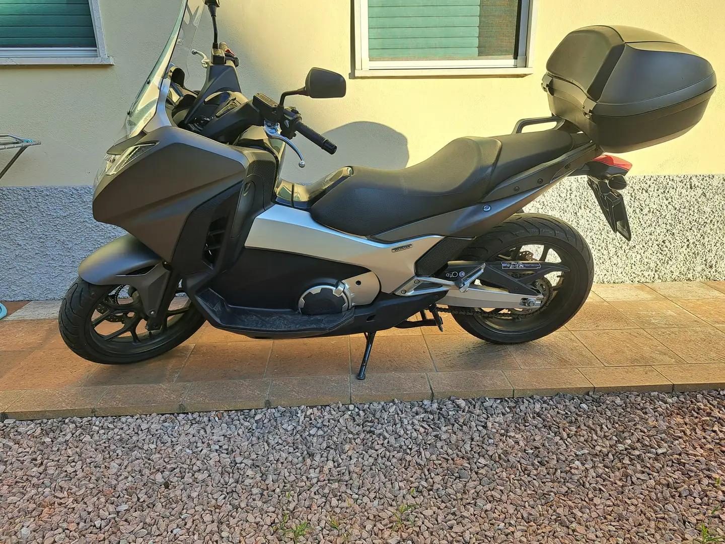 Honda Integra 750 DCT Grigio - 1