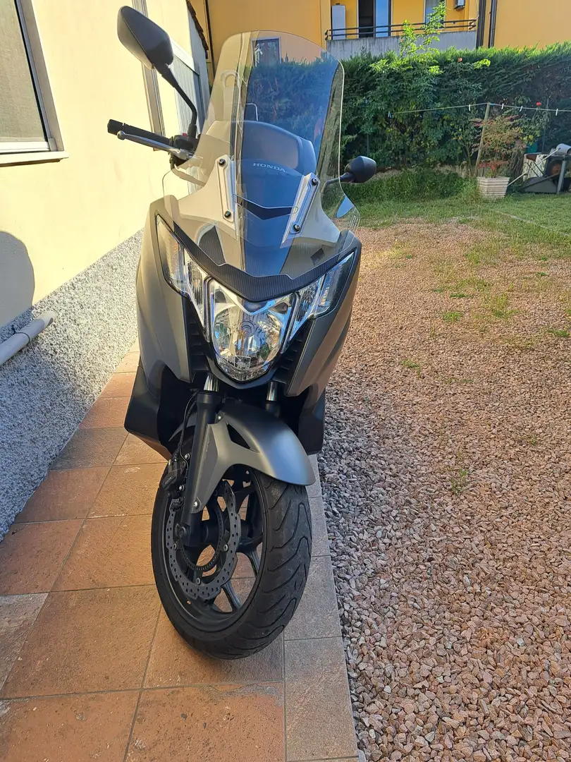 Honda Integra 750 DCT Grigio - 2