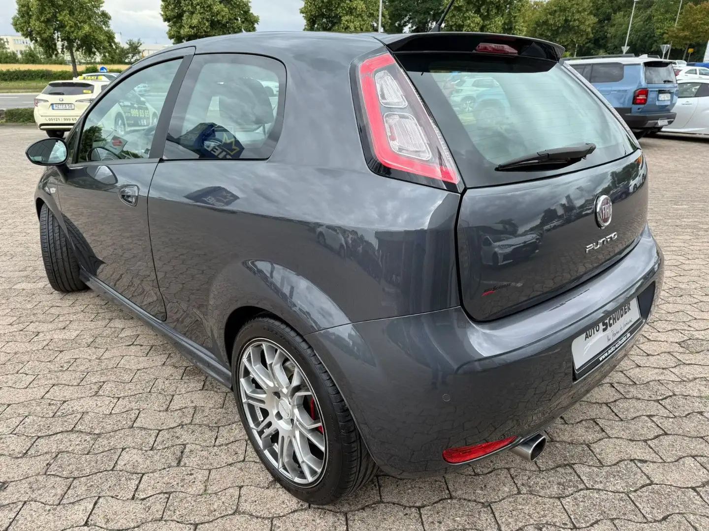 Fiat Punto Sport Grau - 2