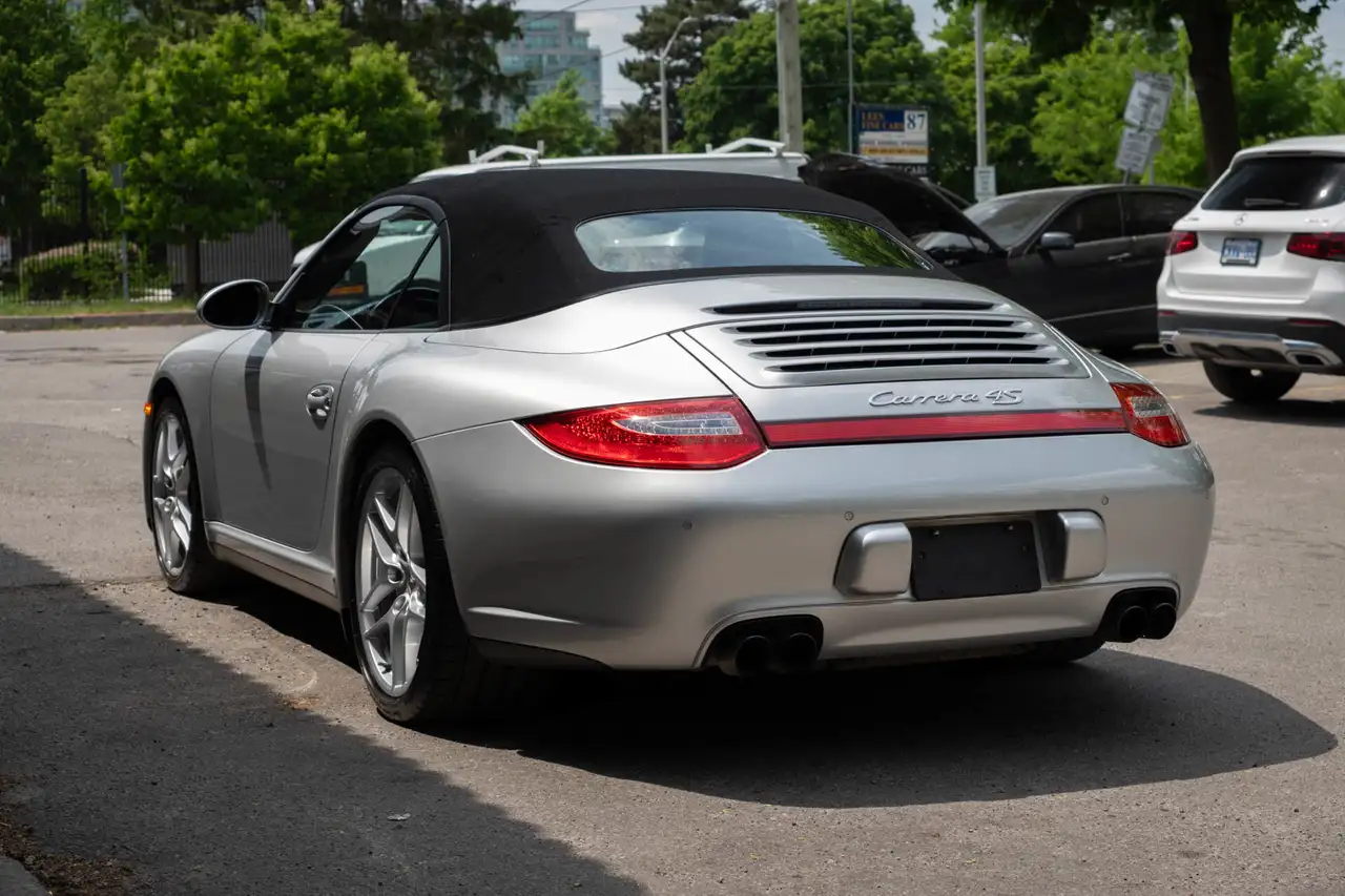 Porsche 911 снимка Porsche 911