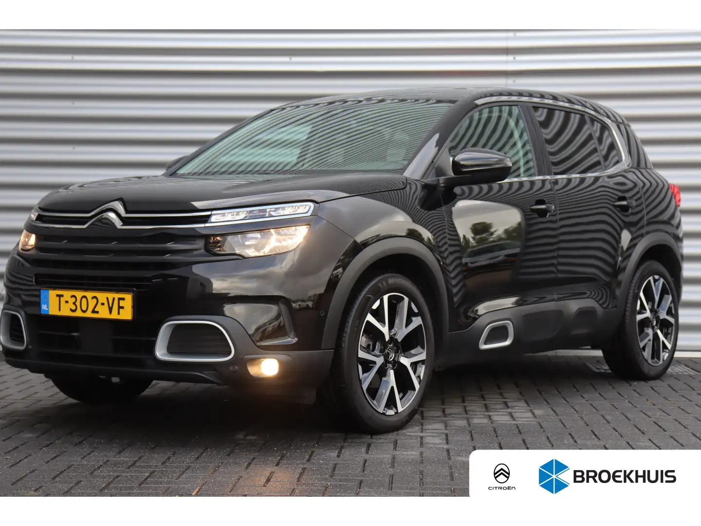 Citroen C5 Aircross 1.2 PURETECH 130PK FEEL / NAVI / CLIMA / LED / PDC Zwart - 1