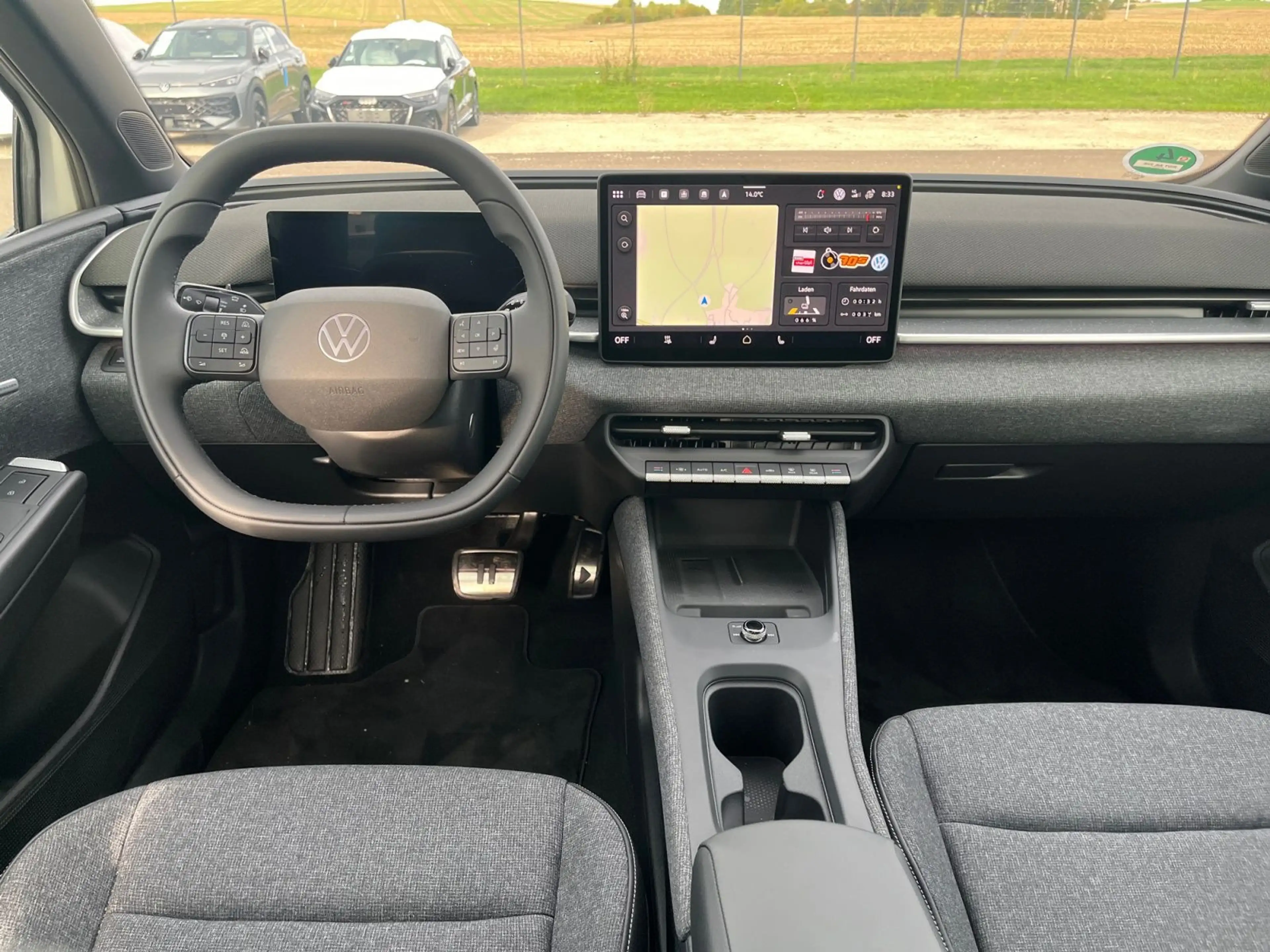 Volkswagen ID. Polo Style 52kWh LED Navi Pano AHK — photo 11