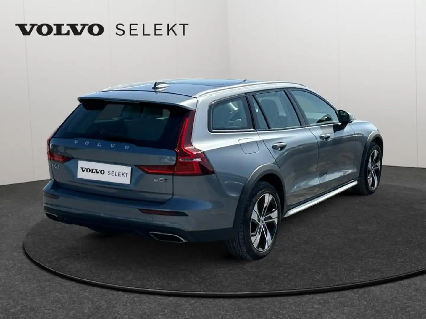 Volvo V60 Cross Country B5 Cross Country Momentum / Es Gris - 2