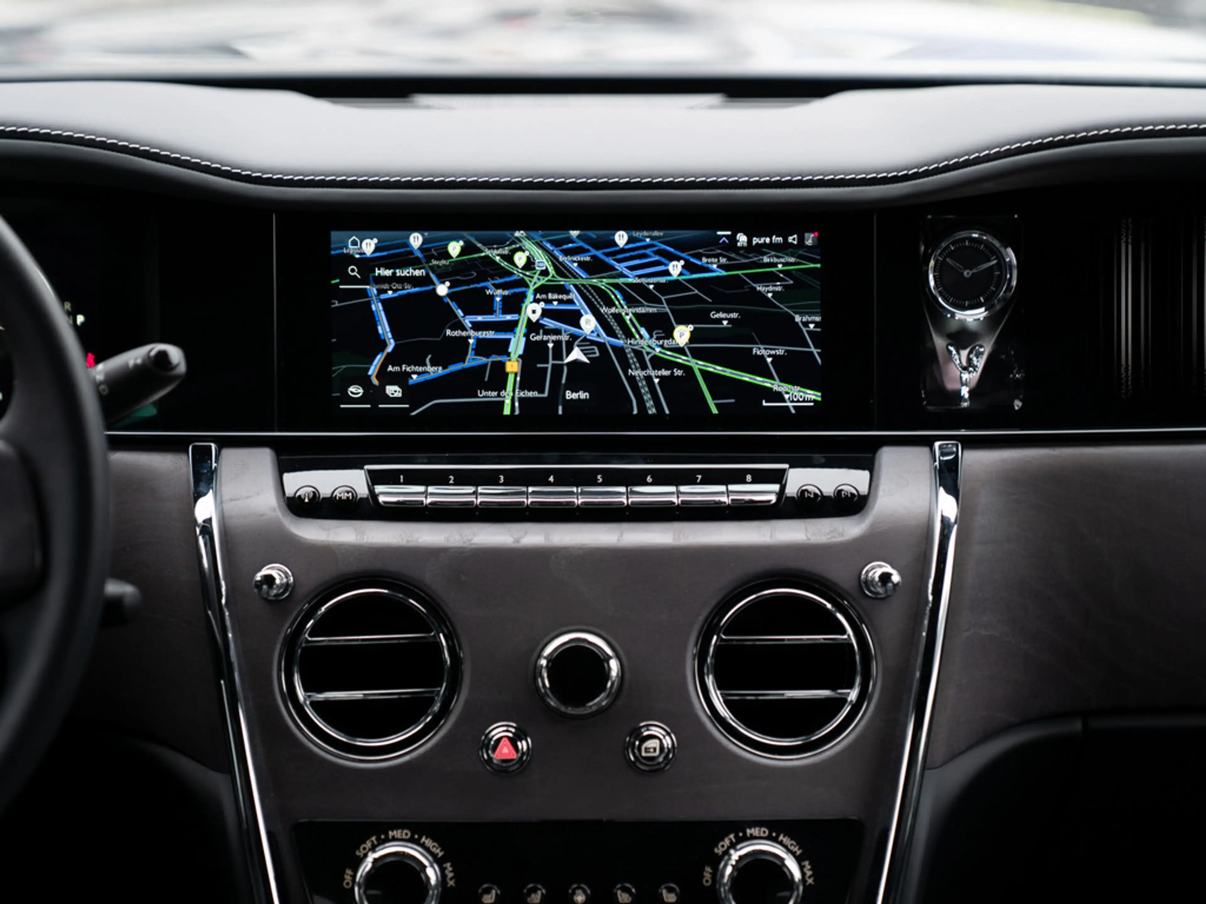 Rolls-Royce Cullinan — photo 8