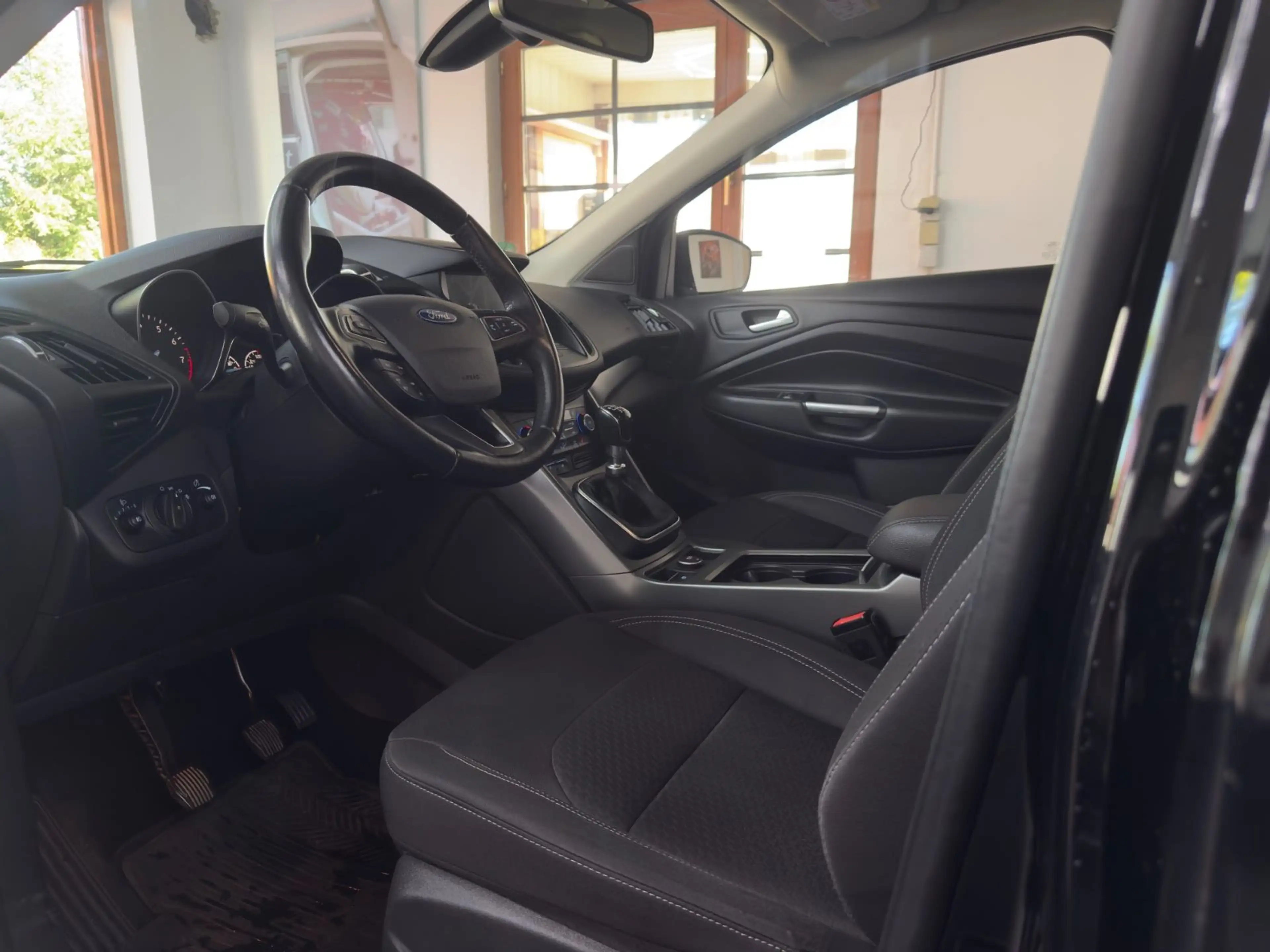Ford Kuga Cool & Connect AHK NAVI PDC SZH — photo 12