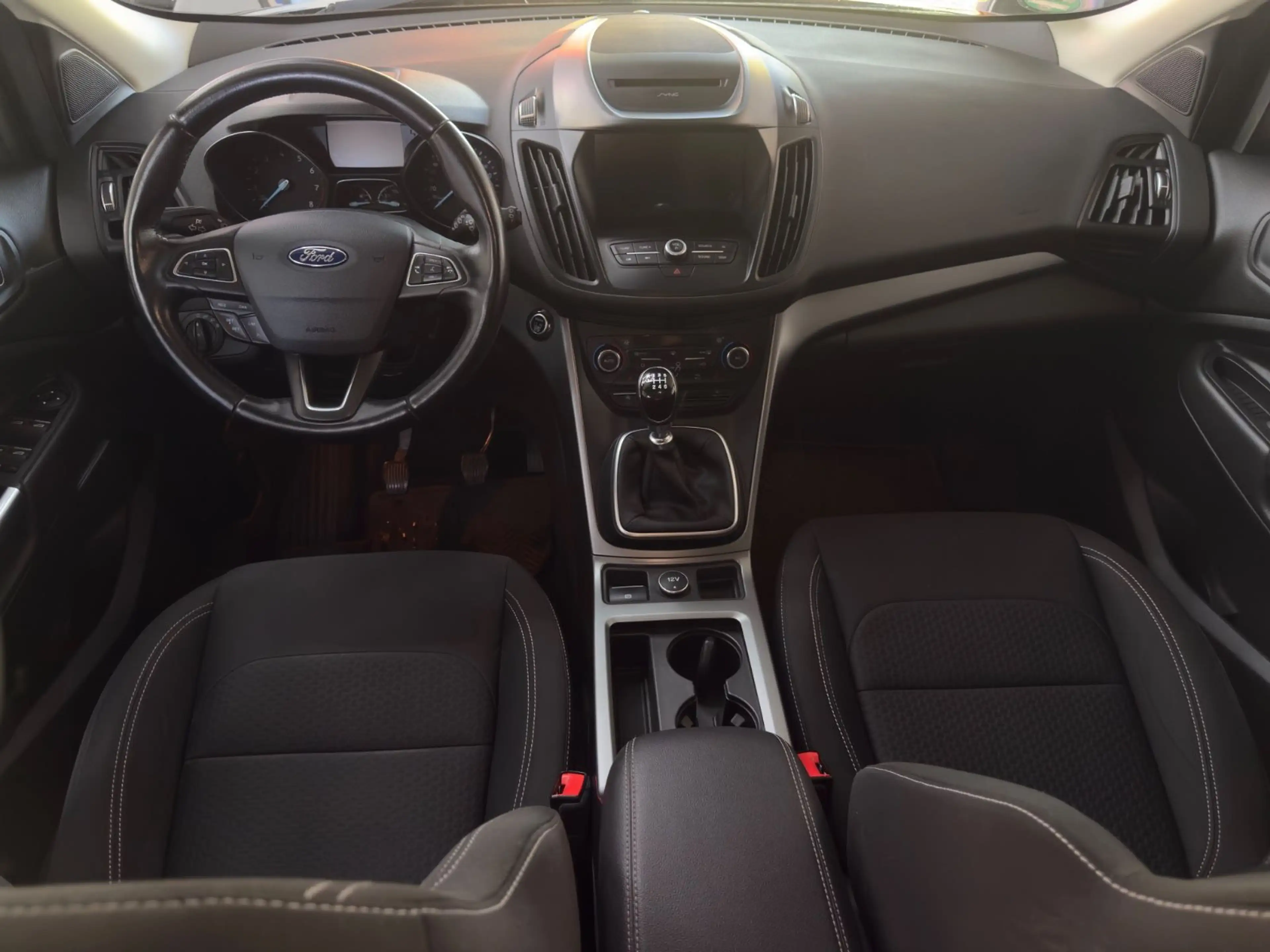 Ford Kuga Cool & Connect AHK NAVI PDC SZH — photo 15