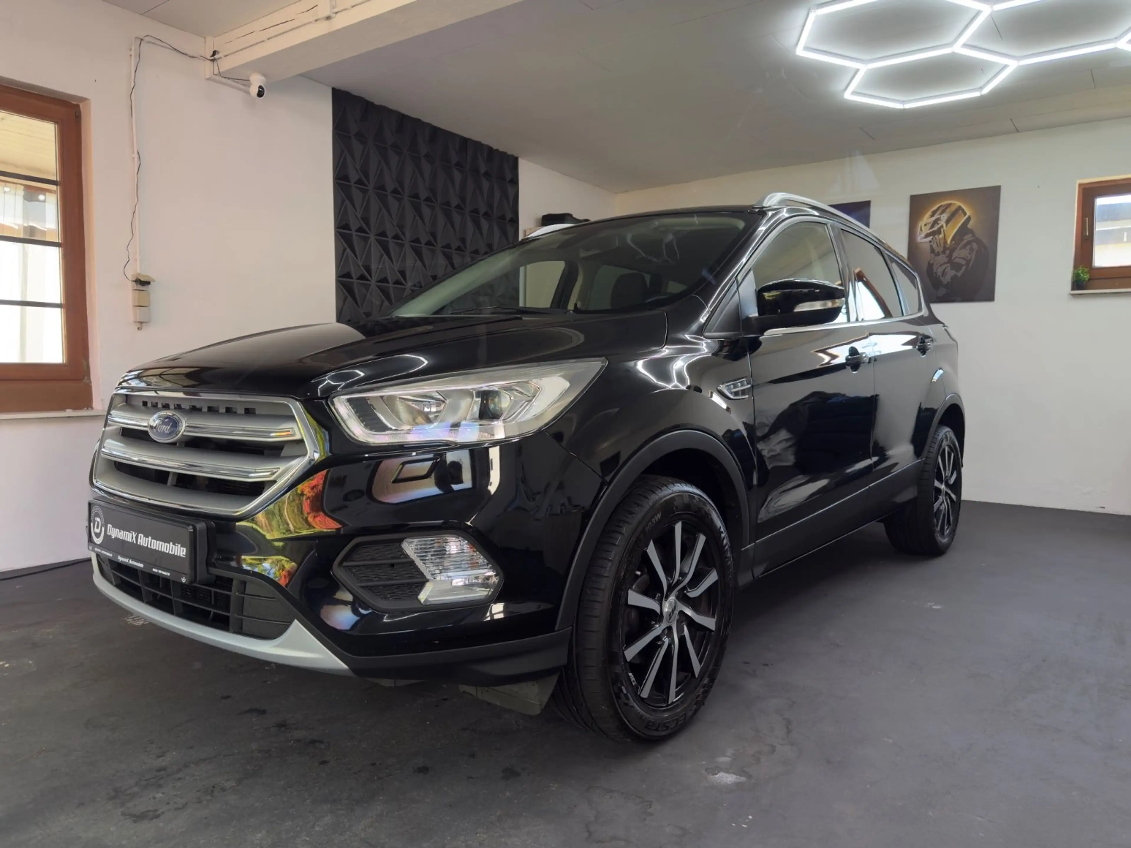 Ford Kuga Cool & Connect AHK NAVI PDC SZH