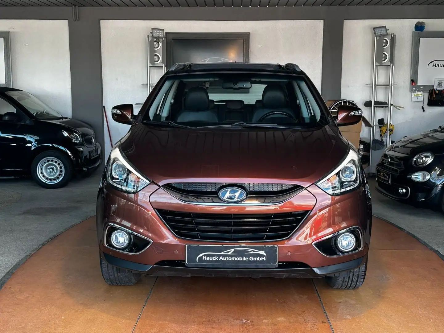Hyundai TUCSON 1.HD/79-TKM/AUT./PANO/4xSHZ/MEDIA Braun - 2