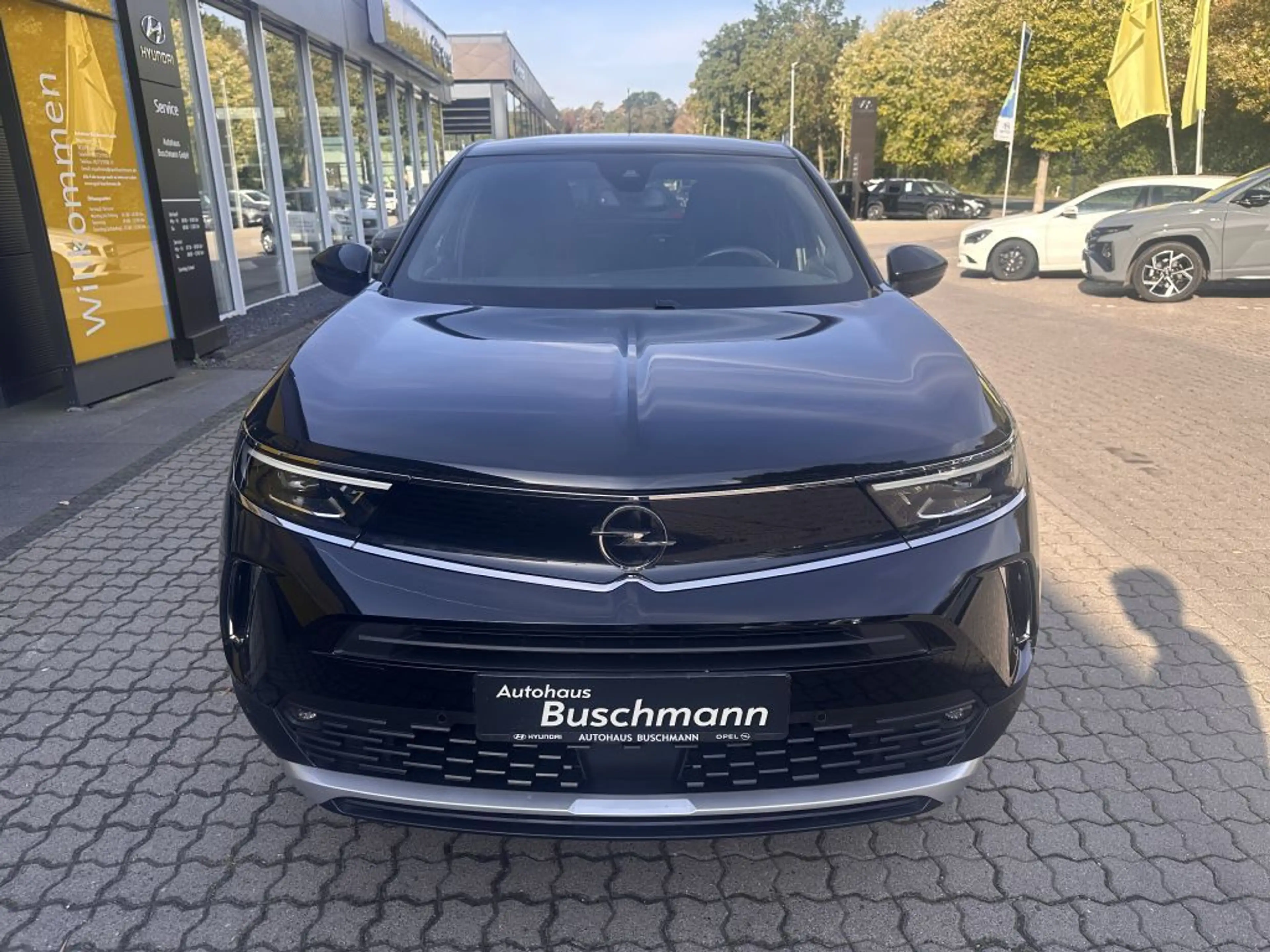 Opel Mokka-E Ultimate +NAVI+3-phasig+ — photo 2