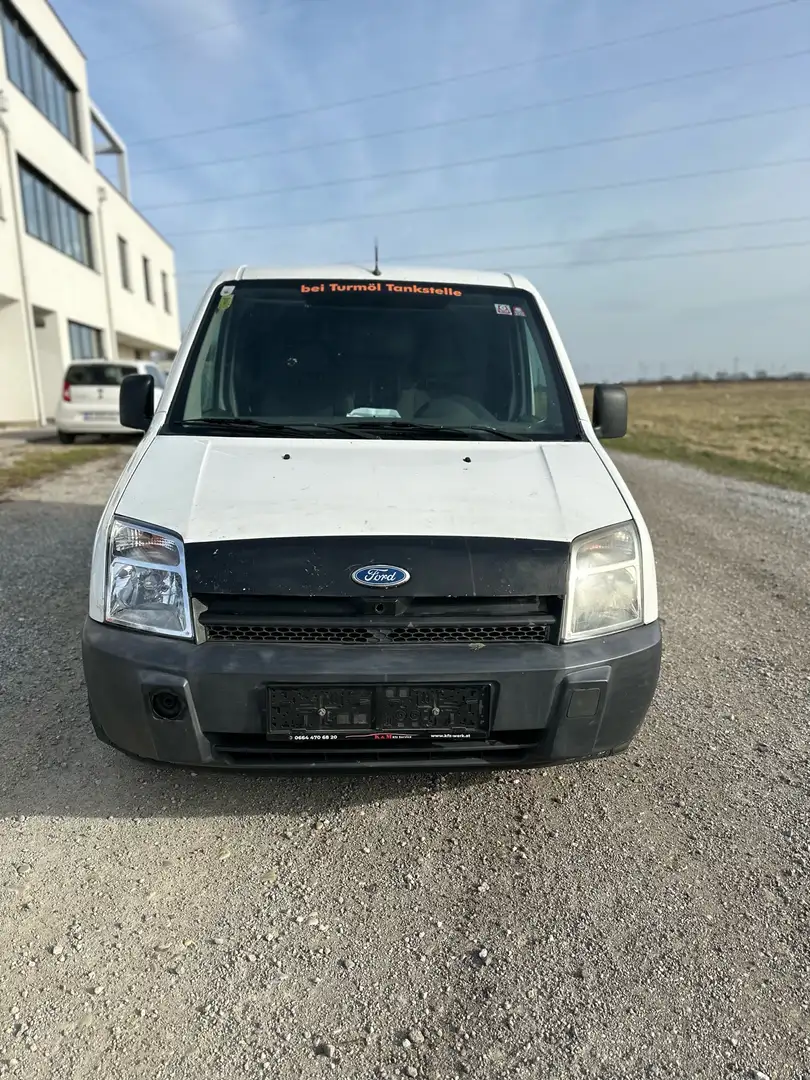 Ford Tourneo Connect 1.8 Bílá - 1