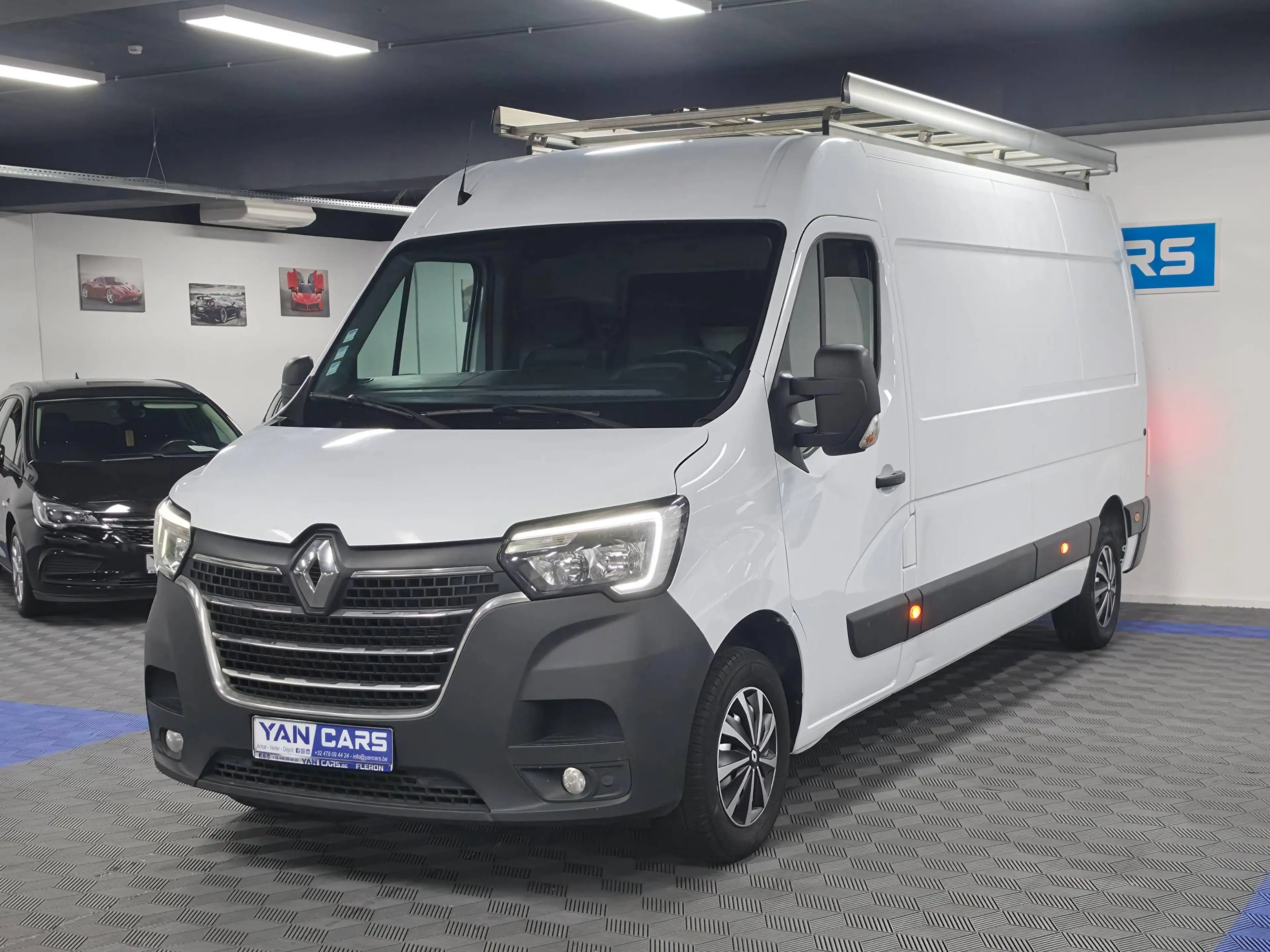 Renault Master L3H2 2.3 dCi 150 · Galerie de toit · Attelage · Caméra + radars · CarPlay · Entretien 120 000 km fait — photo 2
