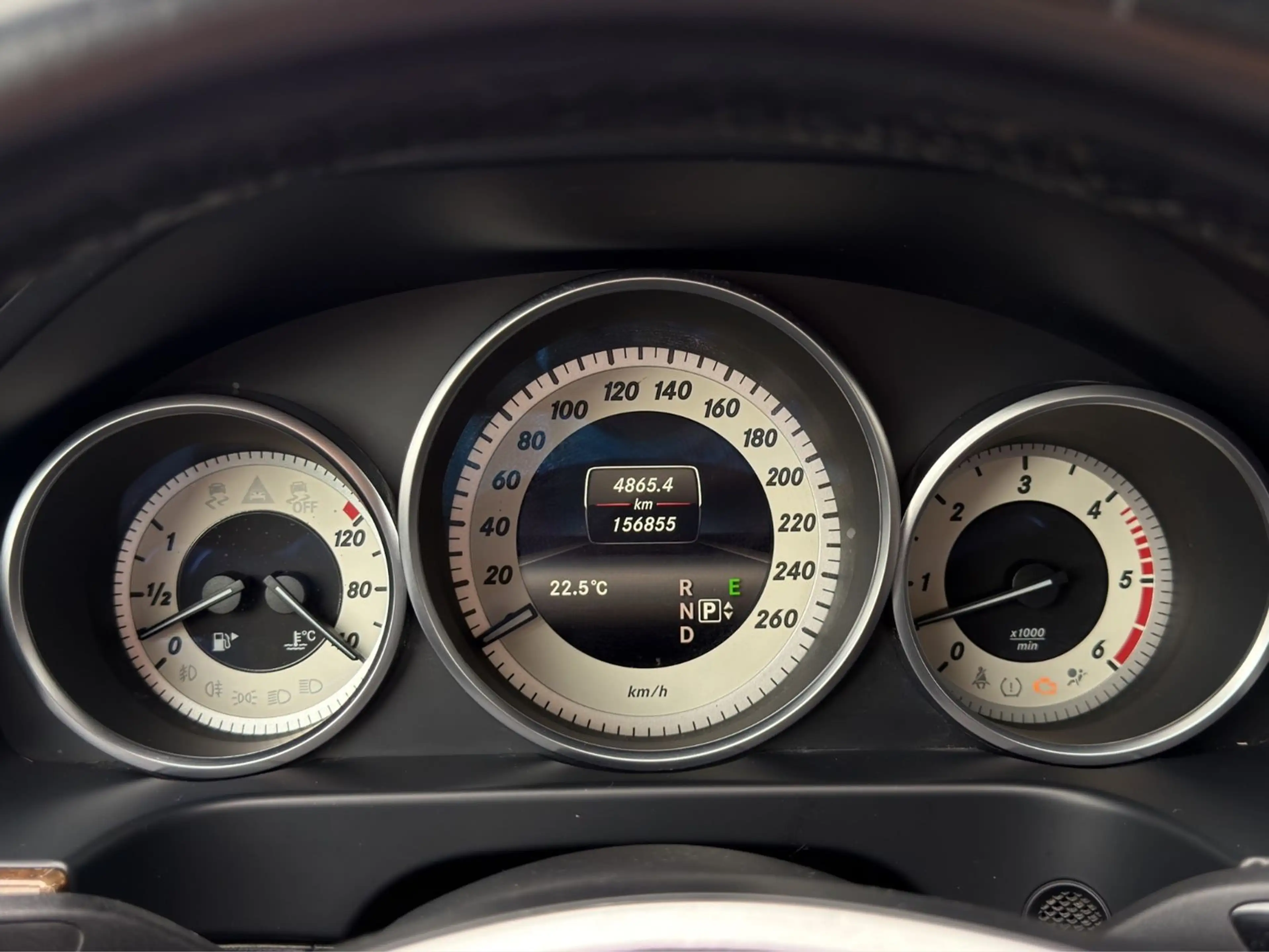Mercedes-Benz E 350 T-Modell V6 LED/NAV/SHZ/TEM/LMF+TÜV 11.26 — photo 15
