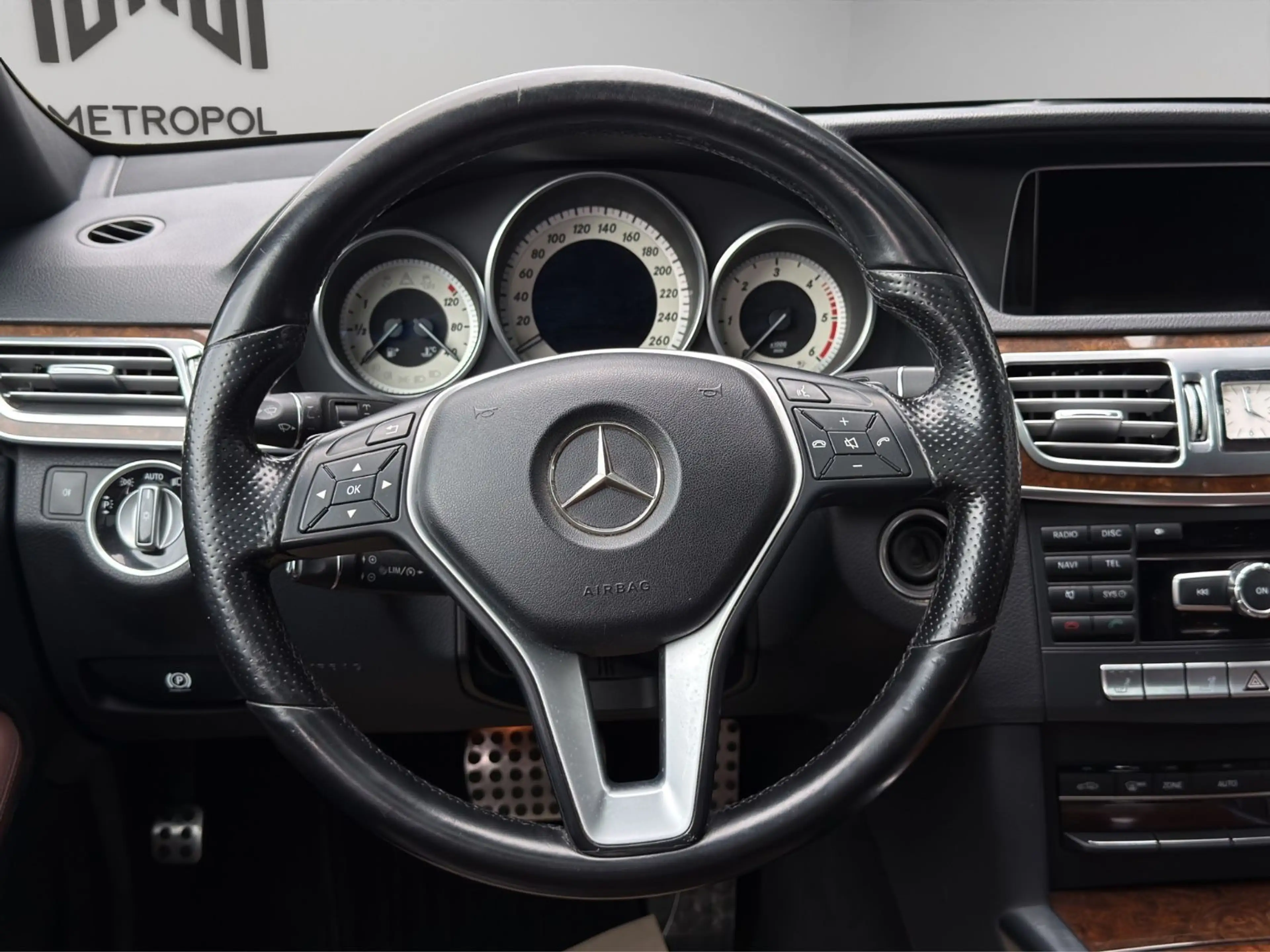 Mercedes-Benz E 350 T-Modell V6 LED/NAV/SHZ/TEM/LMF+TÜV 11.26 — photo 14