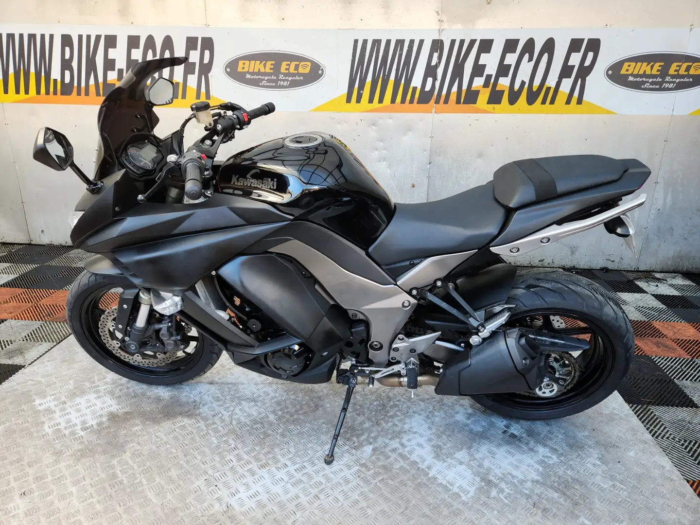 Kawasaki Z1000 SX Noir - 2