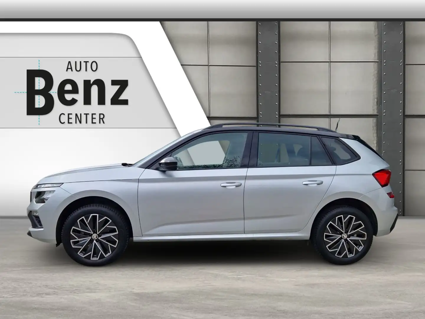 Skoda Kamiq 1.5 TSI Selection APP*GRA*LED*KESSY*BT*KAM Klima Stříbrná - 2