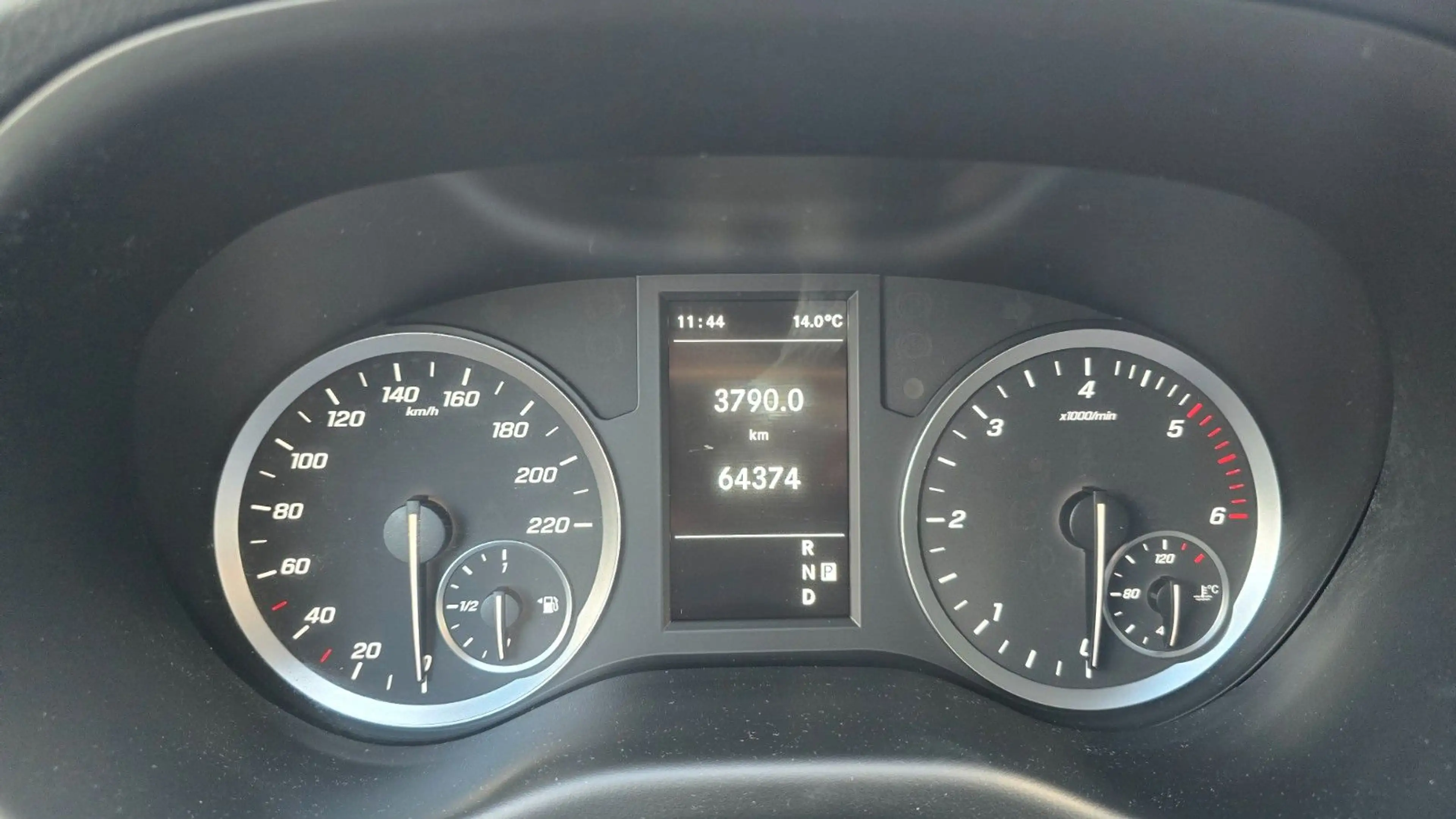 Mercedes-Benz Vito Mixto 124 4x4 kompakt.Line Sport.Airmatc!! — photo 26