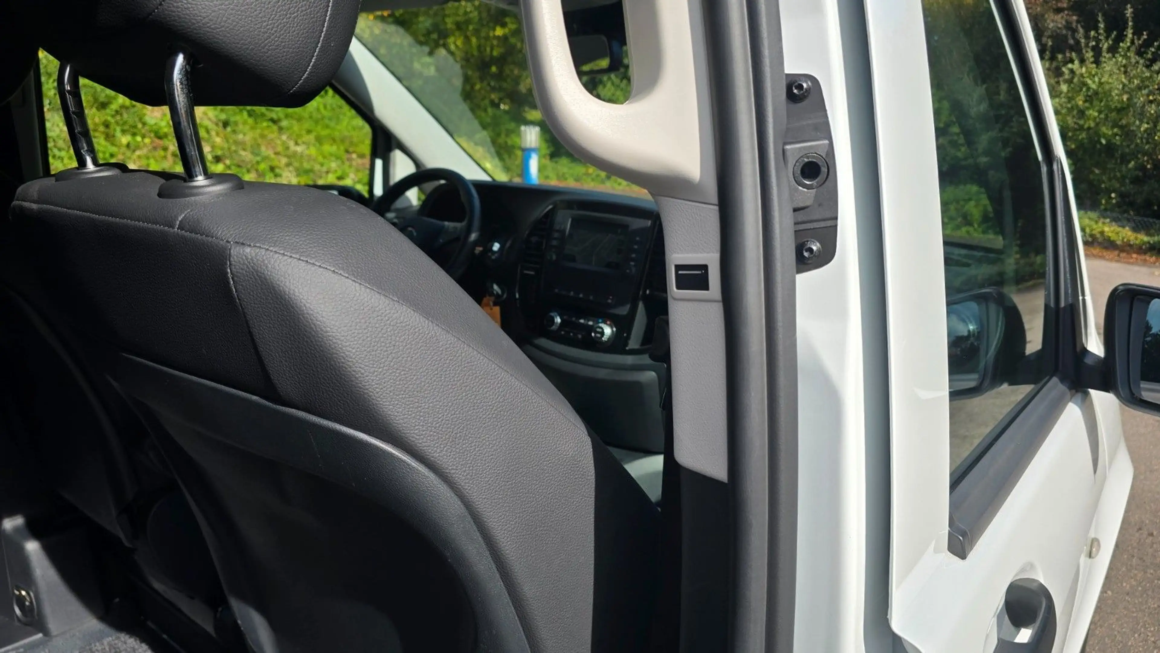 Mercedes-Benz Vito Mixto 124 4x4 kompakt.Line Sport.Airmatc!! — photo 15