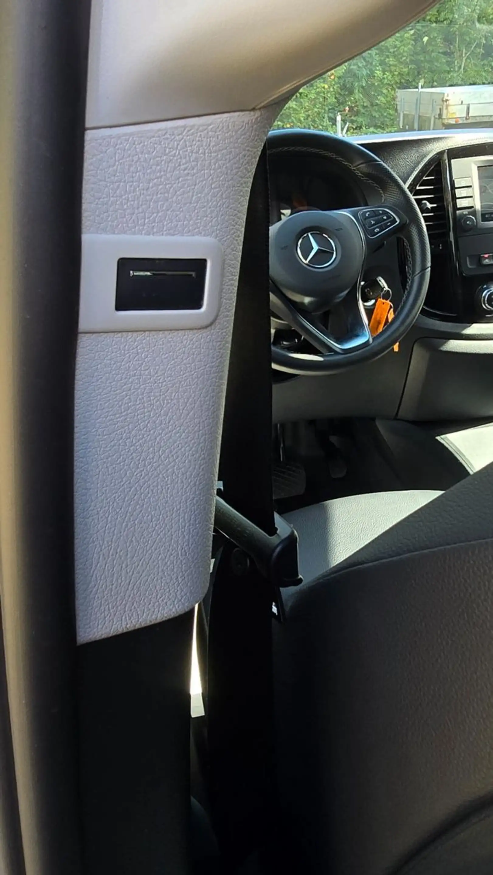Mercedes-Benz Vito Mixto 124 4x4 kompakt.Line Sport.Airmatc!! — photo 16