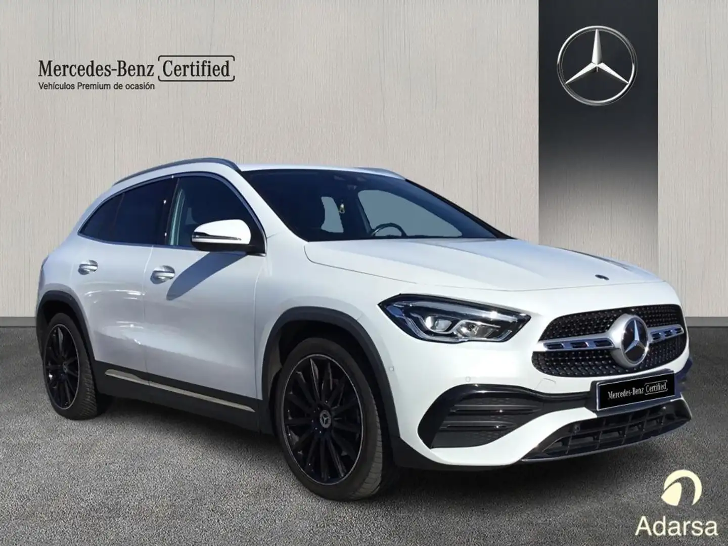 Mercedes-Benz GLA 200 AMG Line - 2