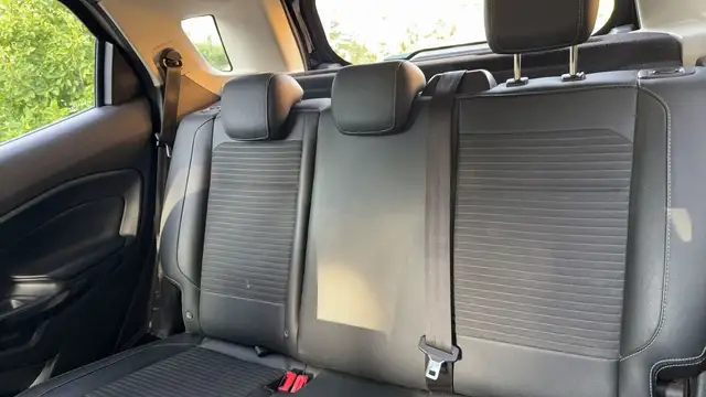 Ford EcoSport view 9