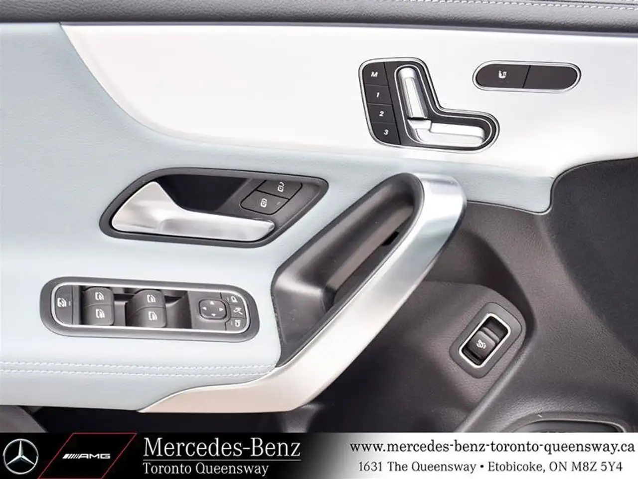 Mercedes-Benz CLA photo Mercedes-Benz CLA