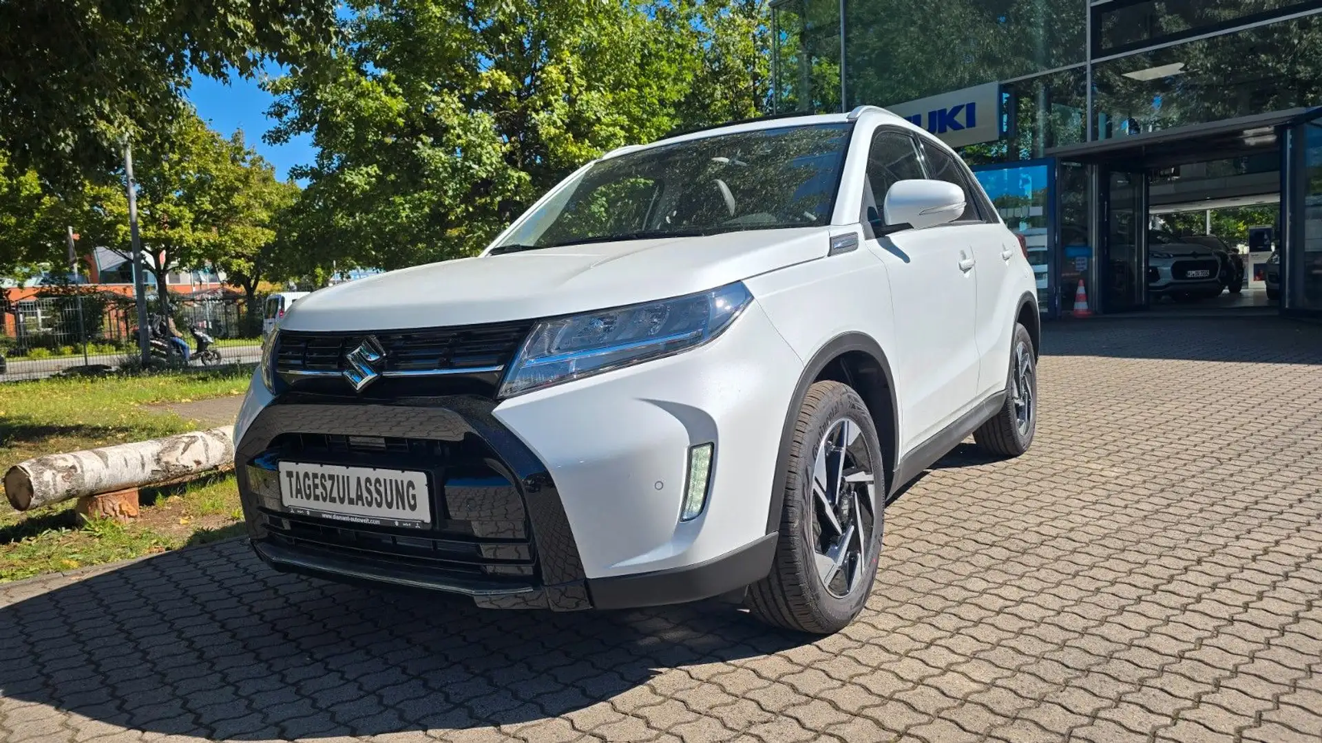 Suzuki Vitara 1.5 DUALJET Hybrid Comfort+ AGS Allgrip Blanc - 1