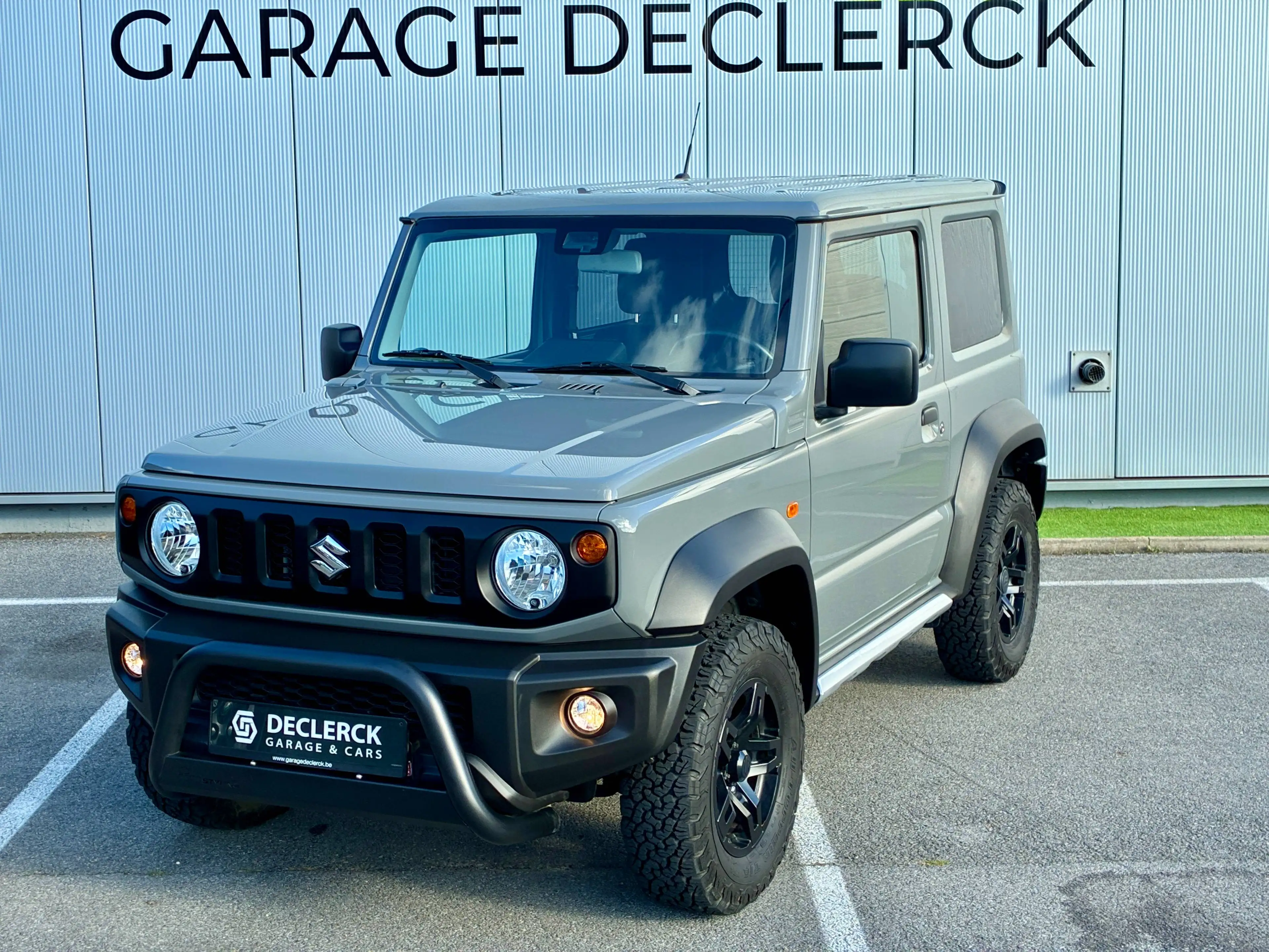 Suzuki Jimny Jimny 1.5i 4x4 GLX