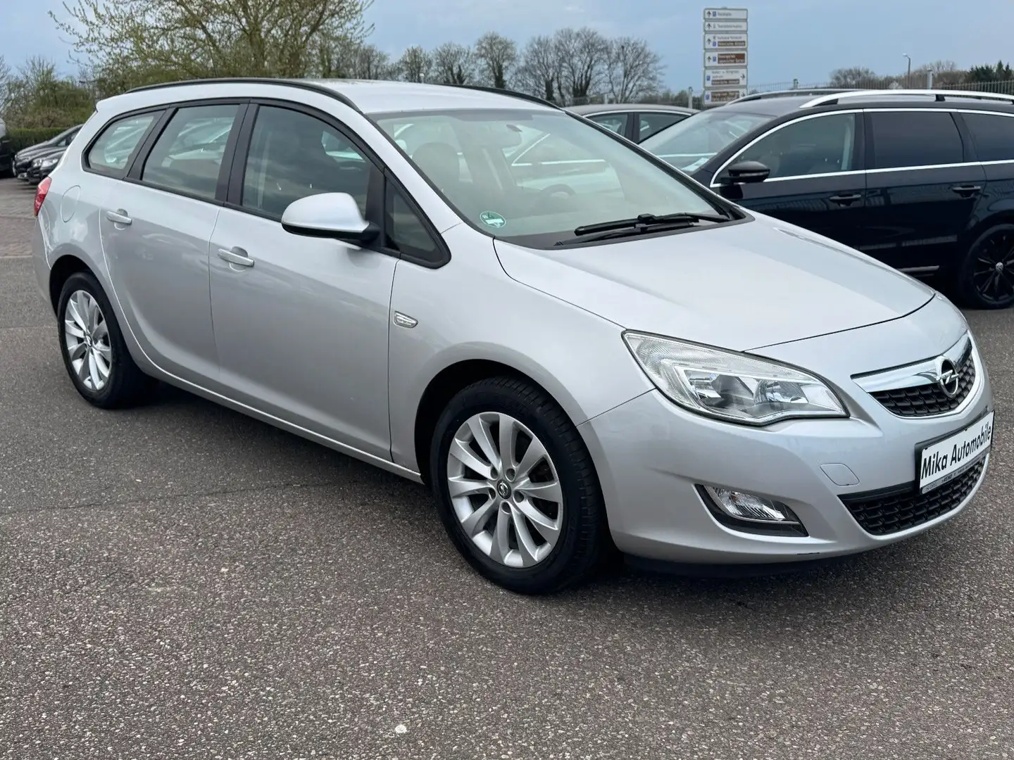 Opel Astra J Sports Edition Motor macht Geräusche Gümüş rengi - 2