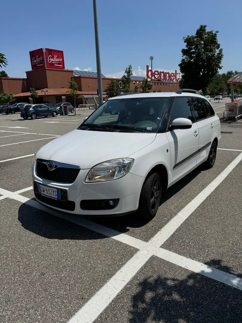 Skoda Fabia 1.2 HTP Combi Sport - 2