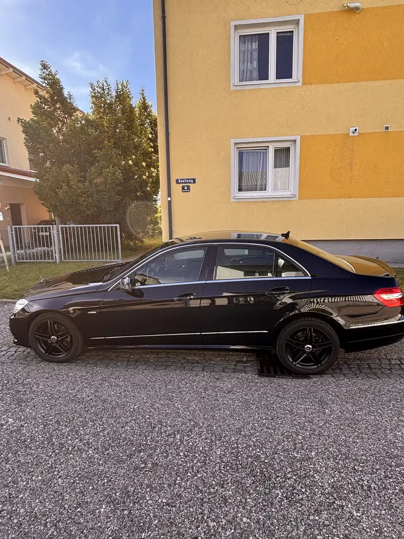 Mercedes-Benz E 220 Avantgarde BlueEfficiency CDI Aut. - 2