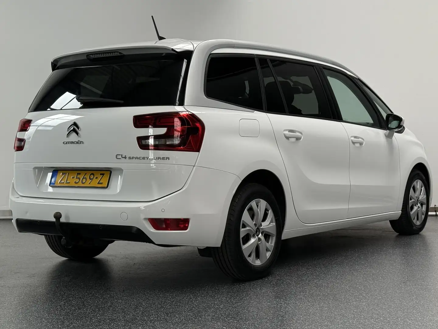 Citroen Grand C4 SpaceTourer 1.2 PureTech Business | 7 Pers | NL Auto | Apple C Wit - 2