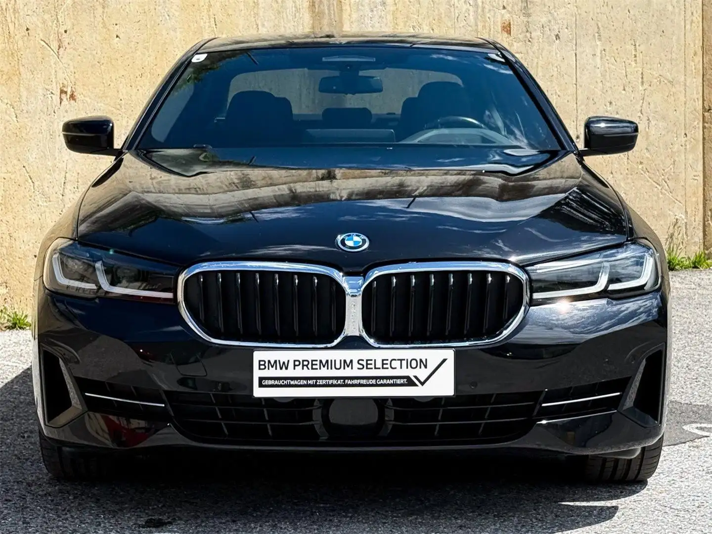 BMW 530 e xDrive Negru - 2