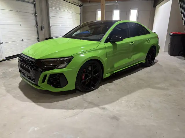 Audi RS3 2.5 TFSI quattro Limousine*Top*Werksgarantie*MWST Ansicht 1