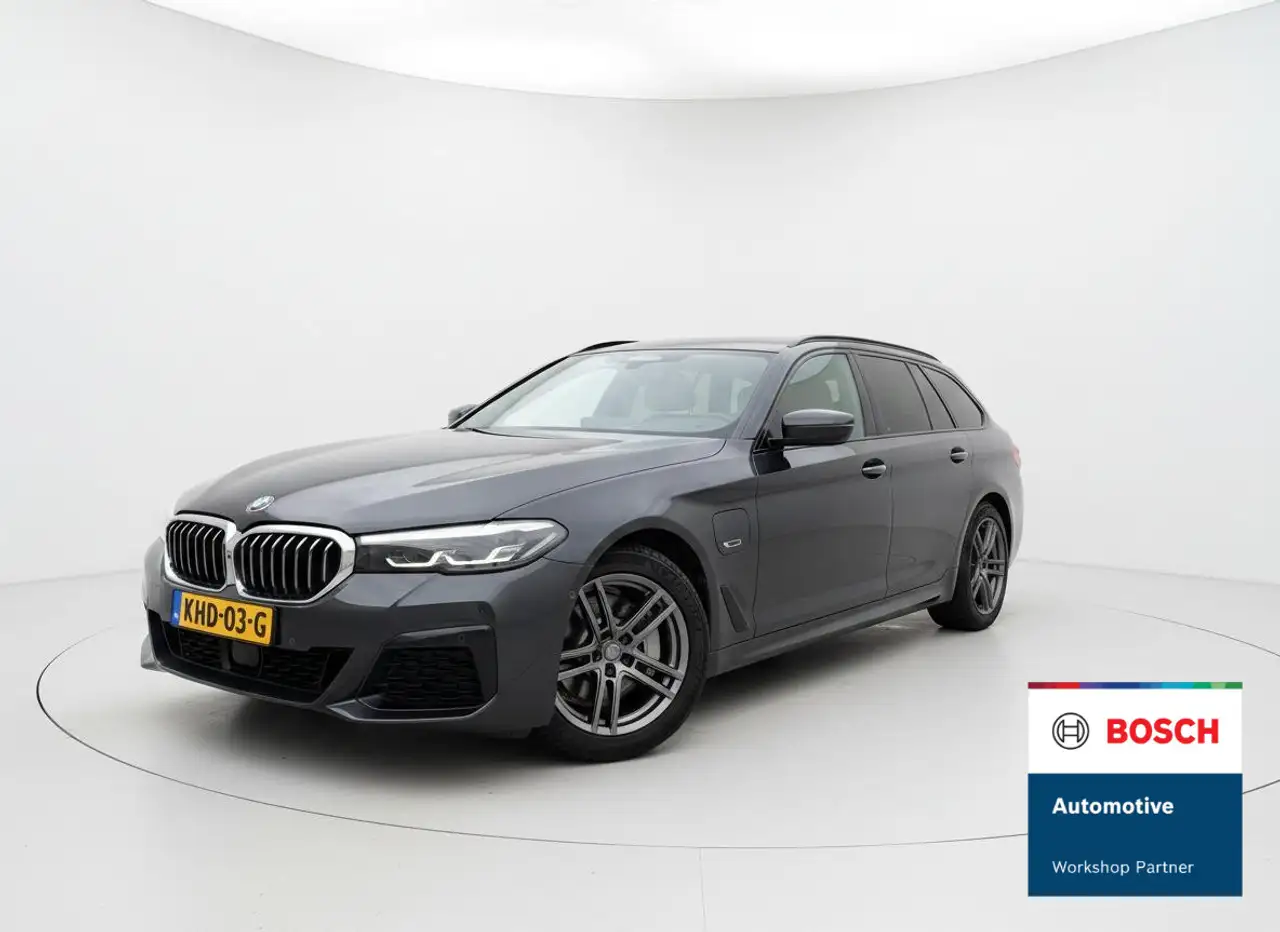 BMW 530 5-serie Touring 530e Executive M-SPORT LEER AC