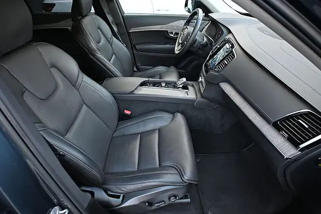 Volvo XC90 T8 AWD Recharge PHEV Plus Dark Geartronic ACC, ... Ansicht 10