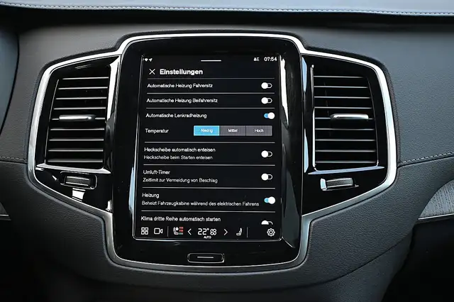 Volvo XC90 T8 AWD Recharge PHEV Plus Dark Geartronic ACC, ... Ansicht 23