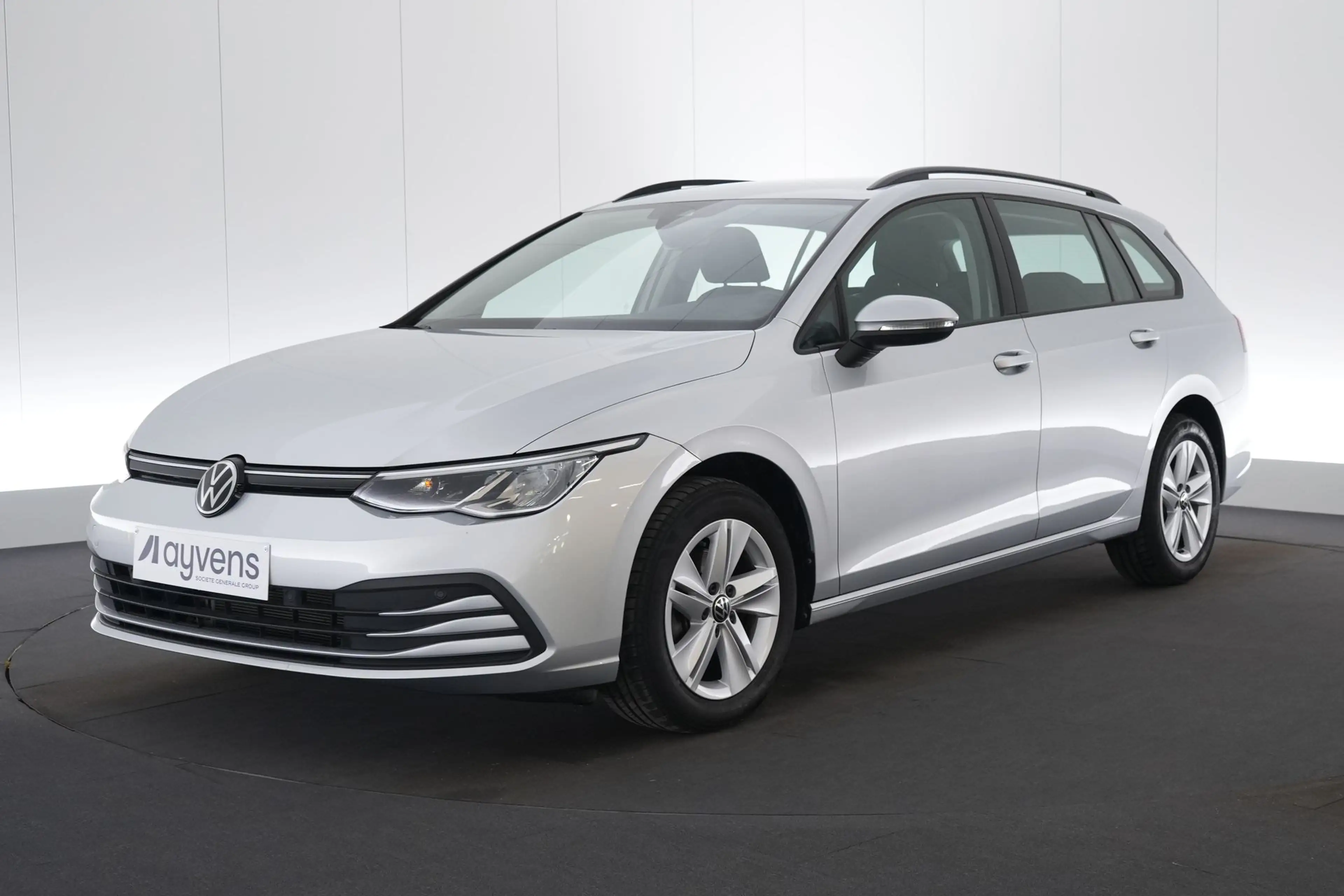 Volkswagen Golf Variant 1.0 eTSI DSG Life Business LED GPS PDC CAM Carplay