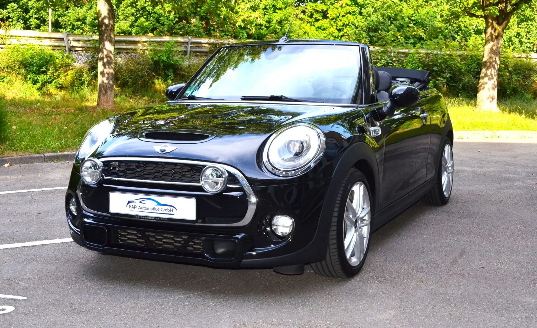MINI Cooper S Cabrio Negru - 1