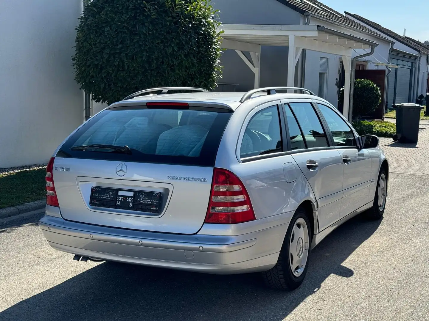 Mercedes-Benz C 180 T Kompressor, TÜV&Service NEU! Rentner, S-Heft Silber - 2
