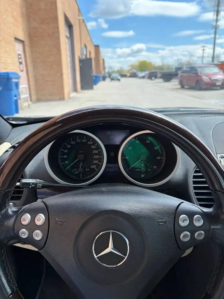 Mercedes-Benz SLK photo Mercedes-Benz SLK