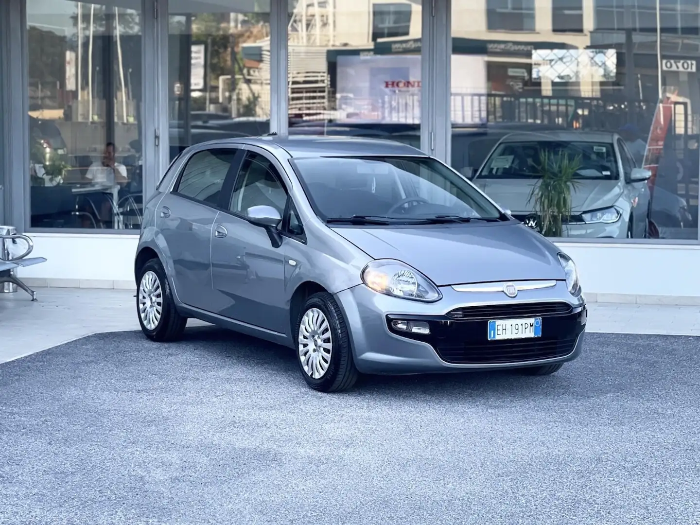 Fiat Punto Evo 1.4 Benzina 77CV E5 Neo. - 2011 Argento - 1