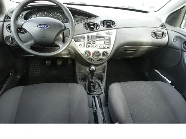 Ford Focus view 7