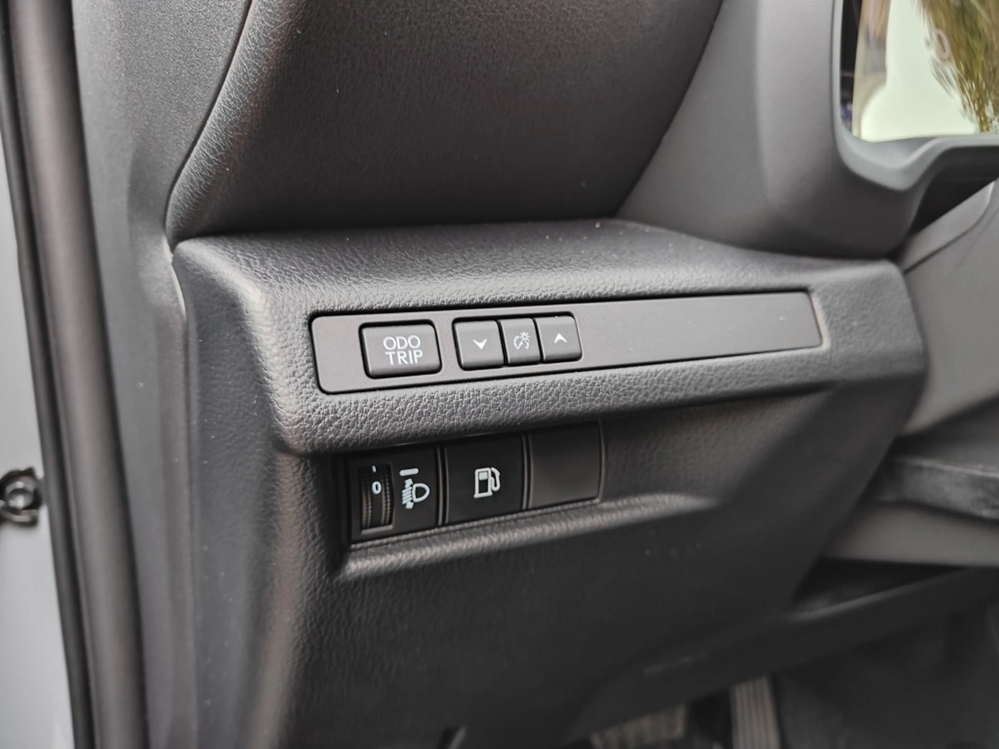 Lexus LBX LBX 1.5 Hybrid Emotion (FWD) — photo 8