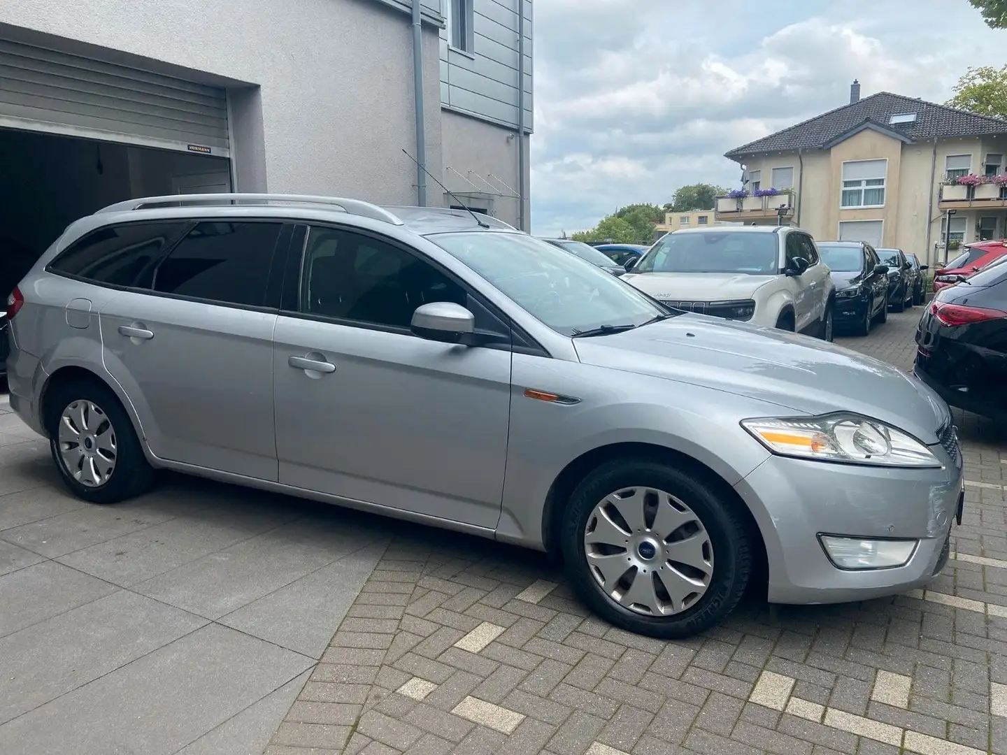 Ford Mondeo 2.0 TDCi Turnier Trend Sithzg Klimaauto Silber - 2