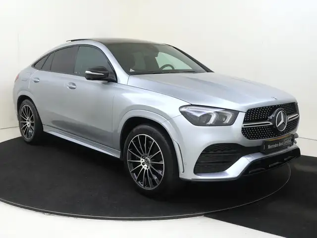 Mercedes-Benz Gle view 2