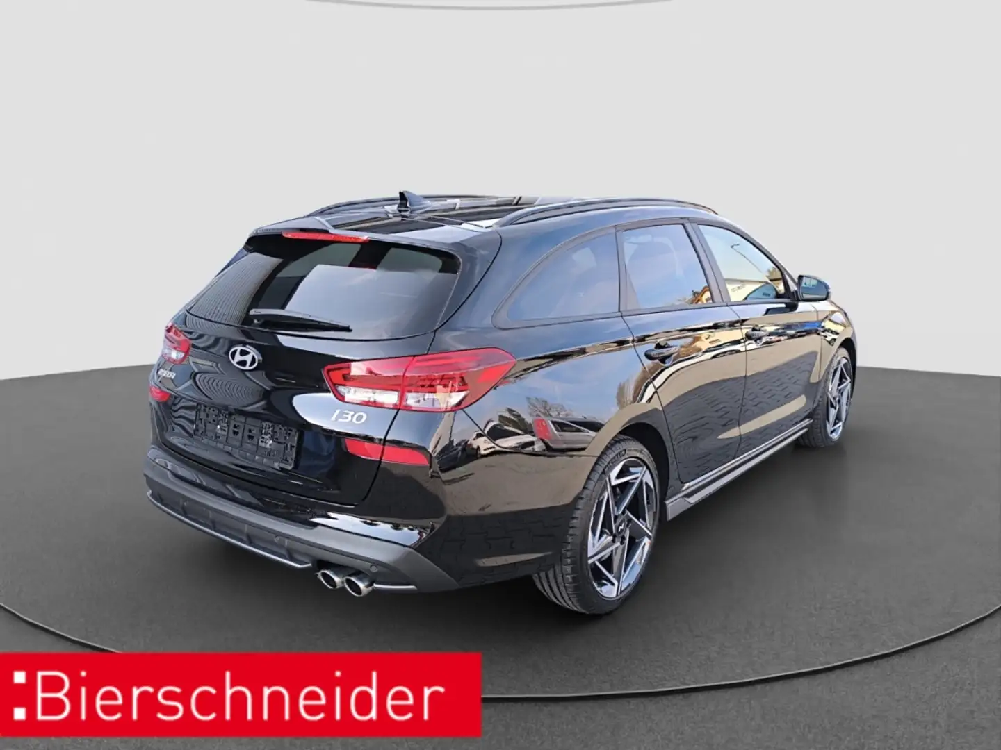 Hyundai i30 Kombi 1.5 T-GDI Hybrid DCT N-Line ACC NAVI RFK Zwart - 2