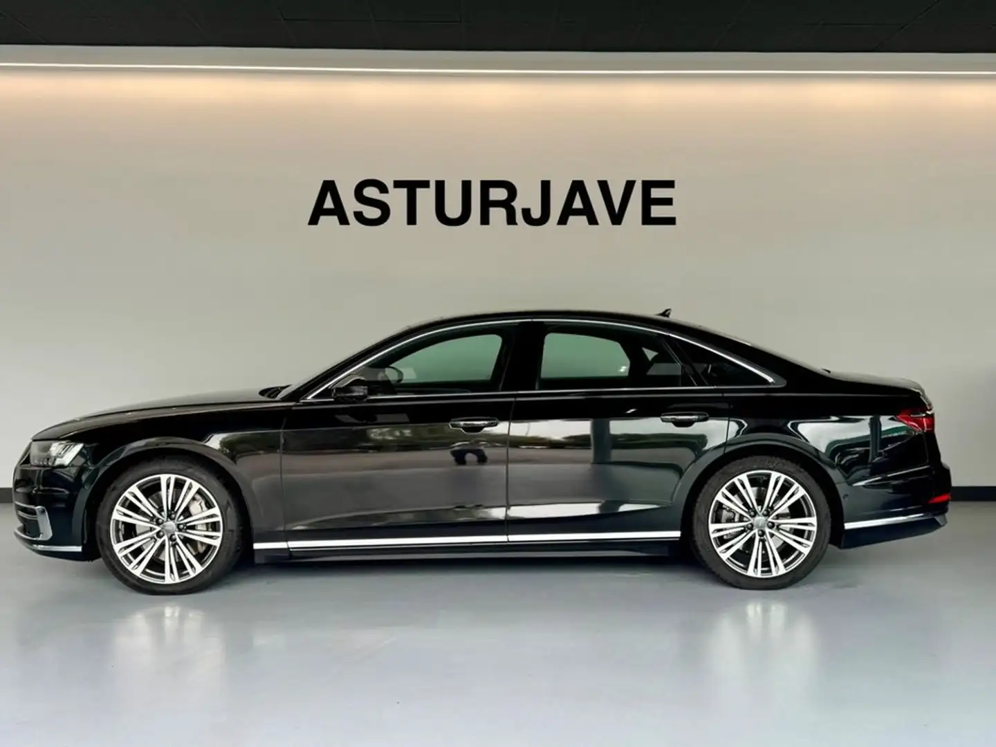 Audi A8 L 55 TFSI 250kW 340CVquattro tiptronic Negro - 1