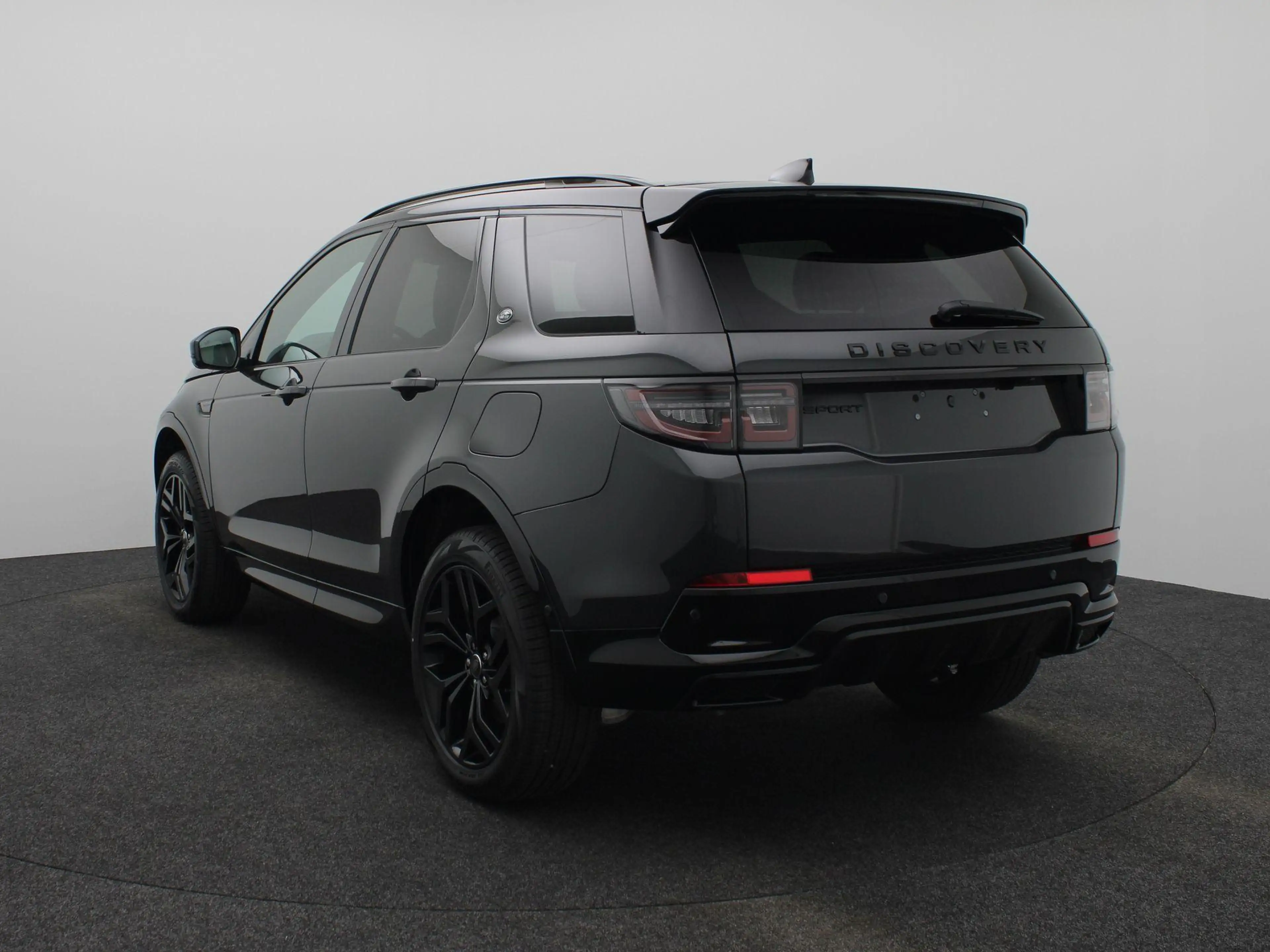 Land Rover Discovery Sport 1.5 P270e PHEV Business Landmark Edition | Meridia — photo 2