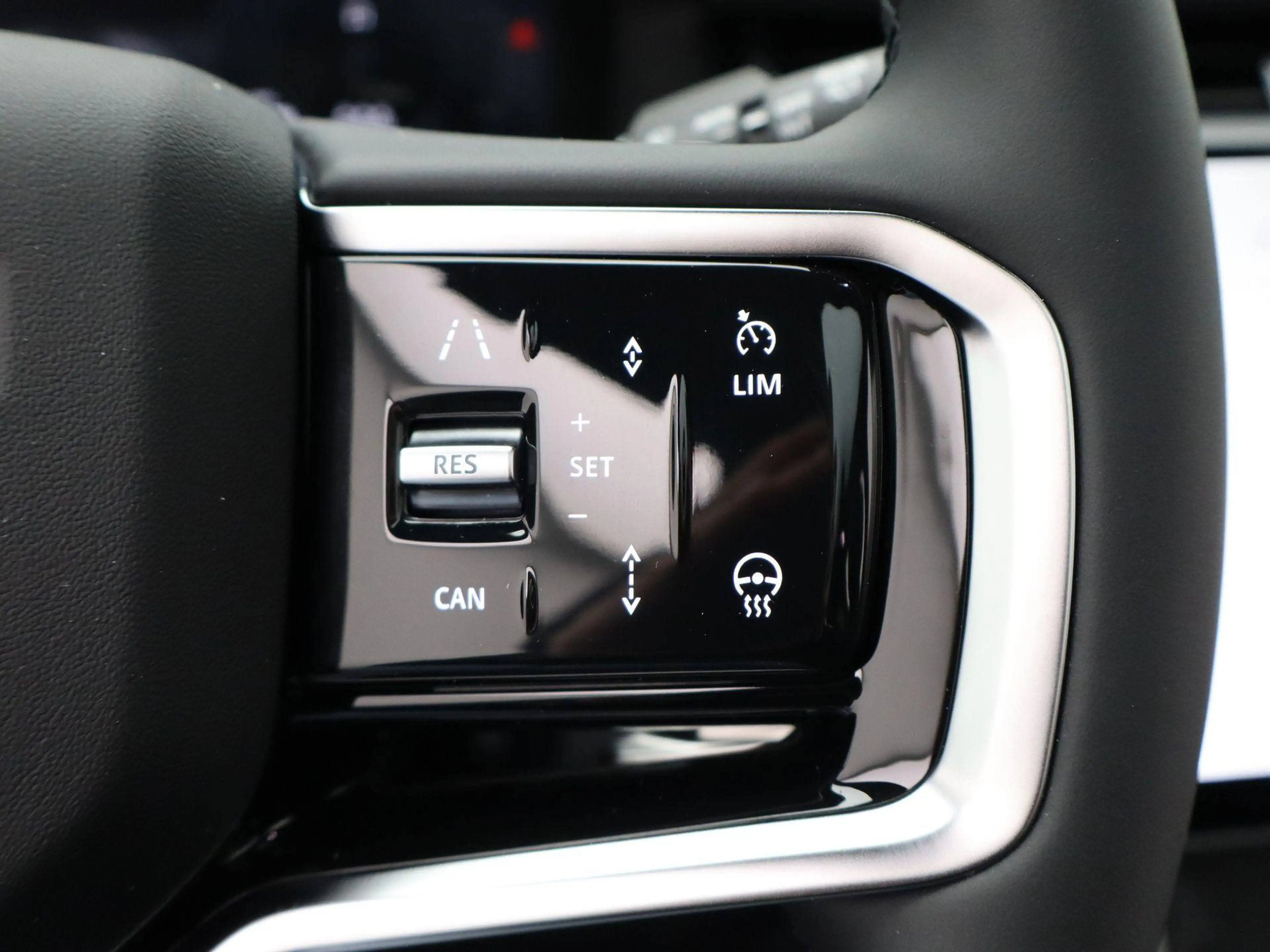 Land Rover Discovery Sport 1.5 P270e PHEV Business Landmark Edition | Meridia — photo 15
